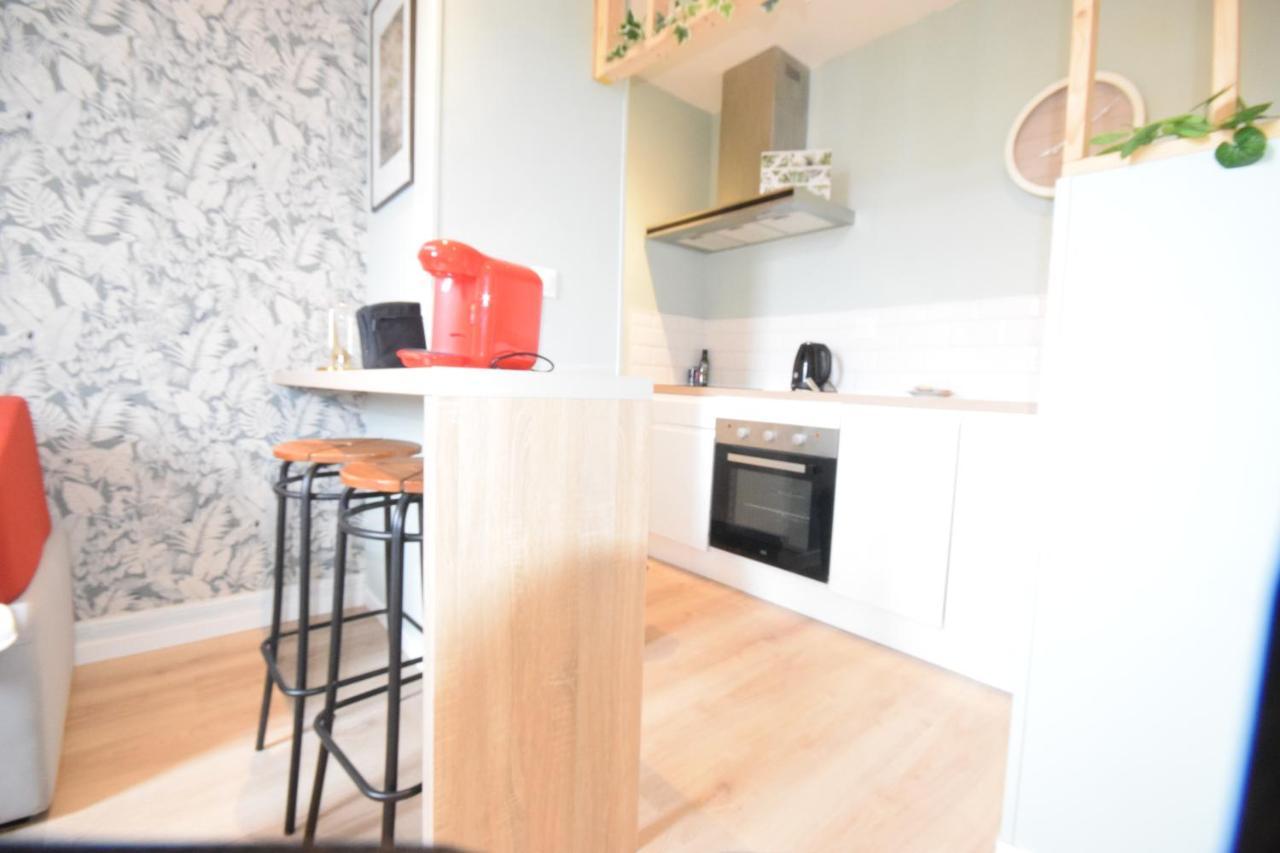 Lerelaisdodile23 - Parking - Lumineux - Hyper Centre Apartment Valenciennes Bagian luar foto