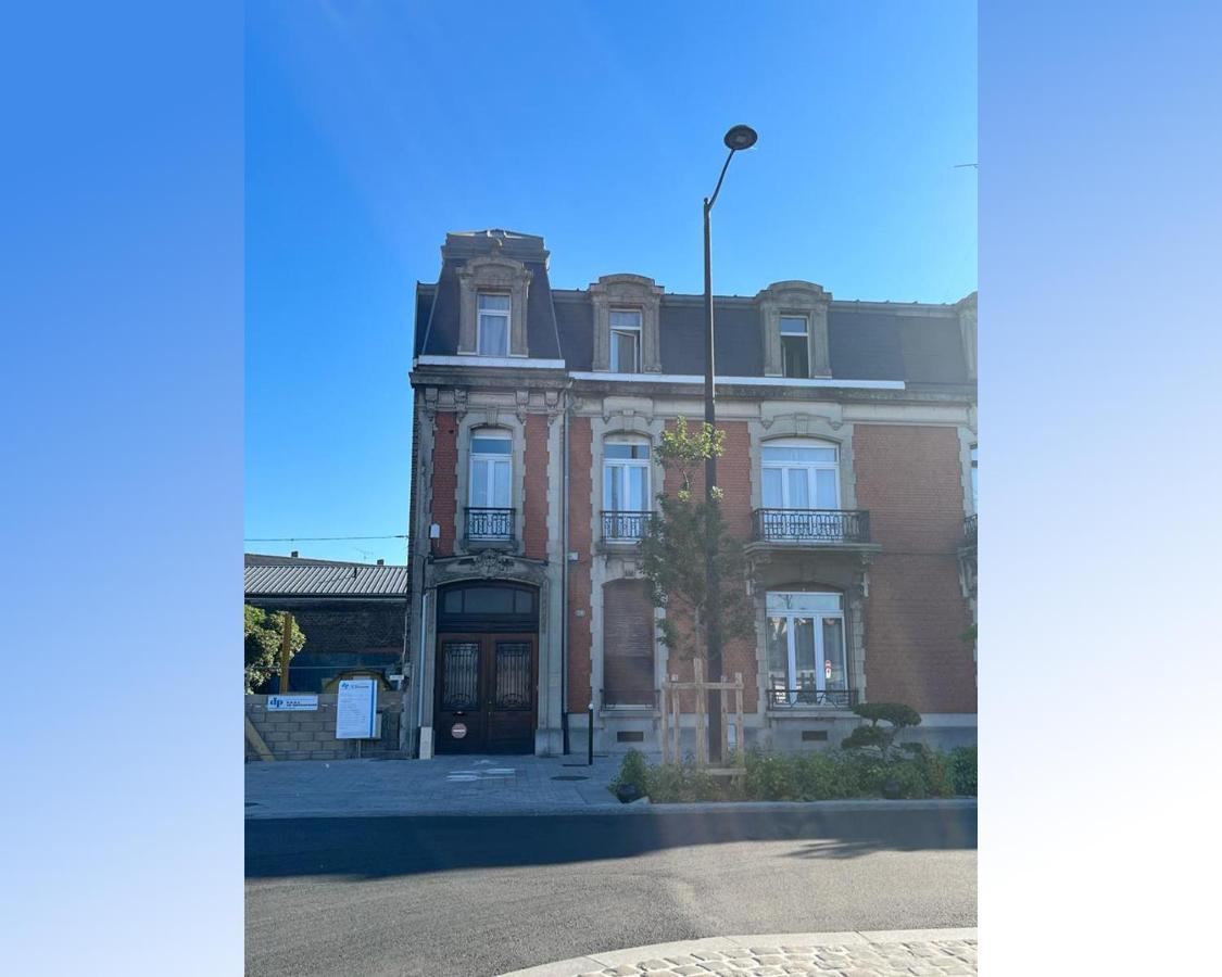 Lerelaisdodile23 - Parking - Lumineux - Hyper Centre Apartment Valenciennes Bagian luar foto
