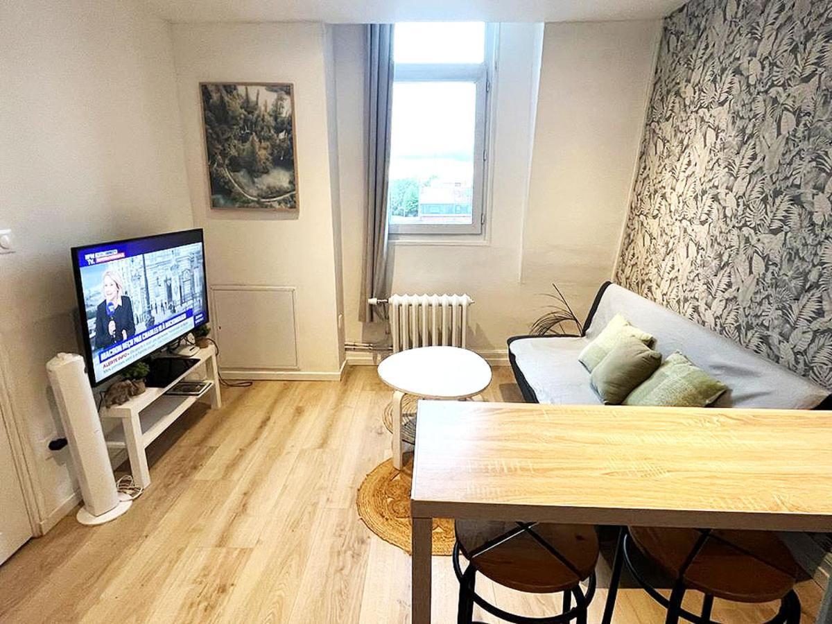 Lerelaisdodile23 - Parking - Lumineux - Hyper Centre Apartment Valenciennes Bagian luar foto